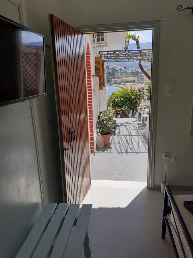 Green Sea View Poros Town エクステリア 写真